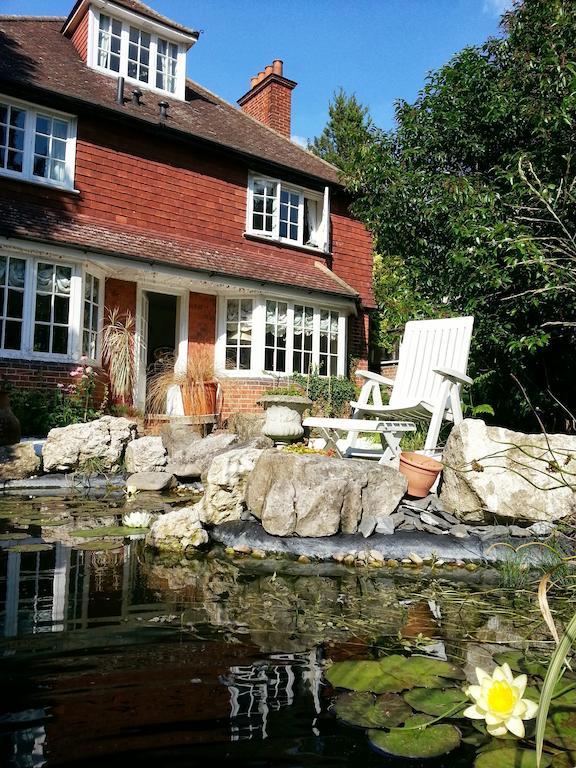 Rosemead Guest House Claygate Exterior foto