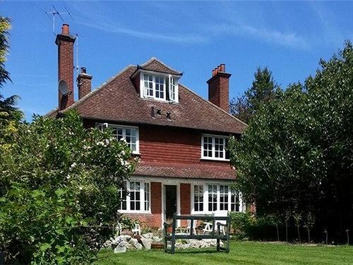 Rosemead Guest House Claygate Exterior foto